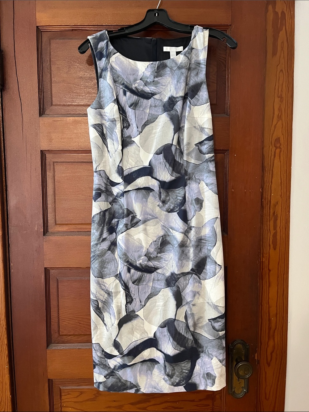 BOSS Sleeveless Floral Abstract Sheath Dress in Gray and White